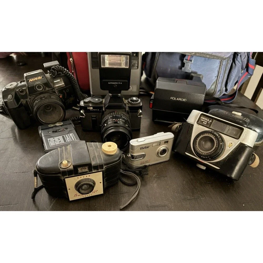 VINTAGE CAMERA LOT